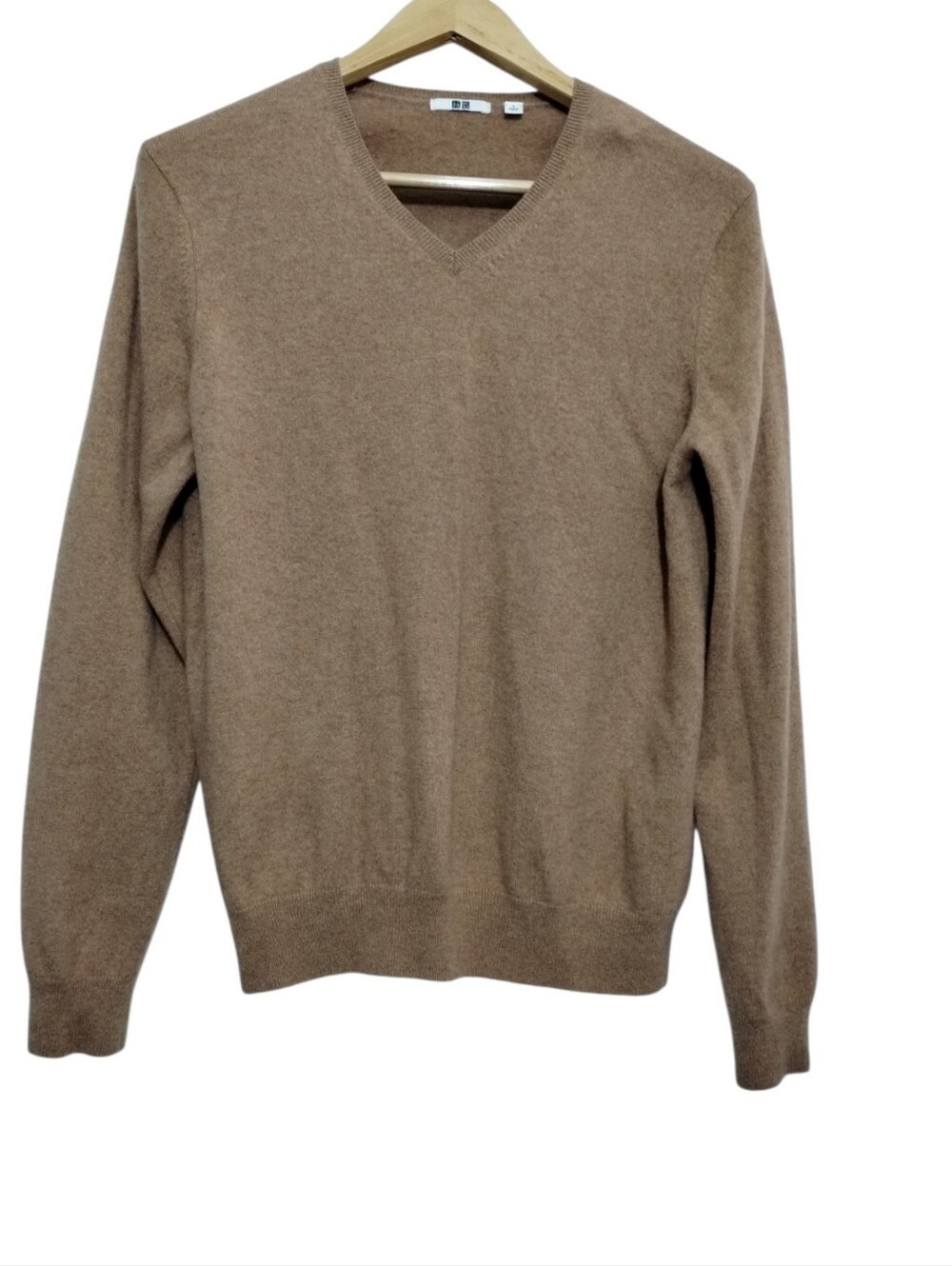 Uniqlo Women's L 100% Cashmere V-Neck Sweater Pullover Minimalist Old Money